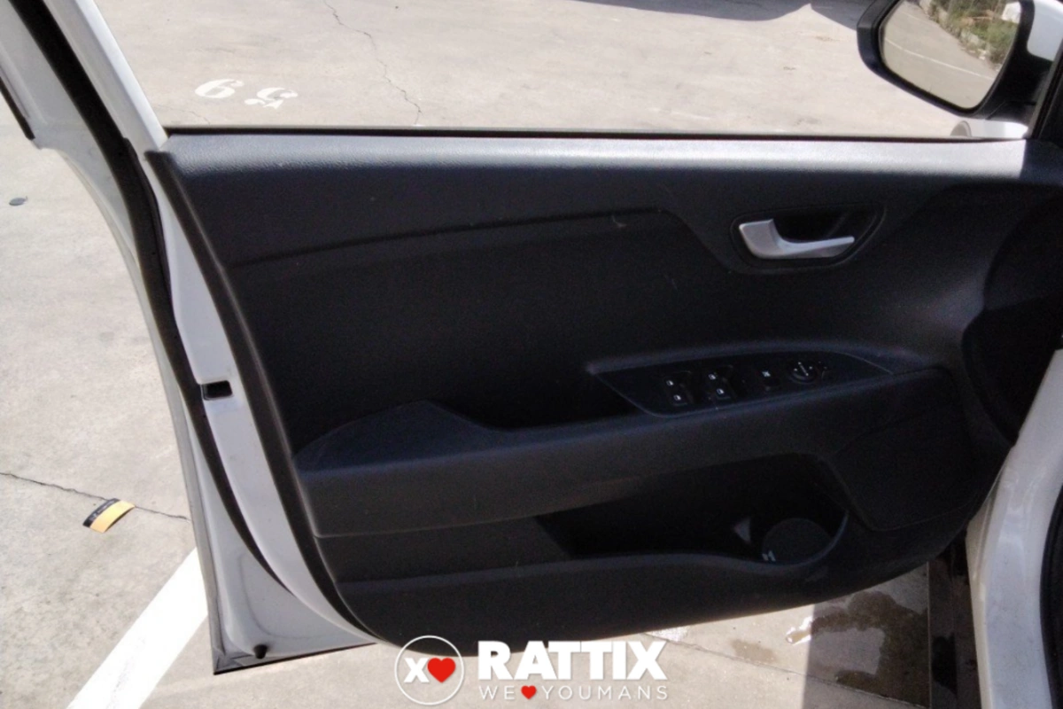 KIA Stonic 1.2 DPI 84CV Urban